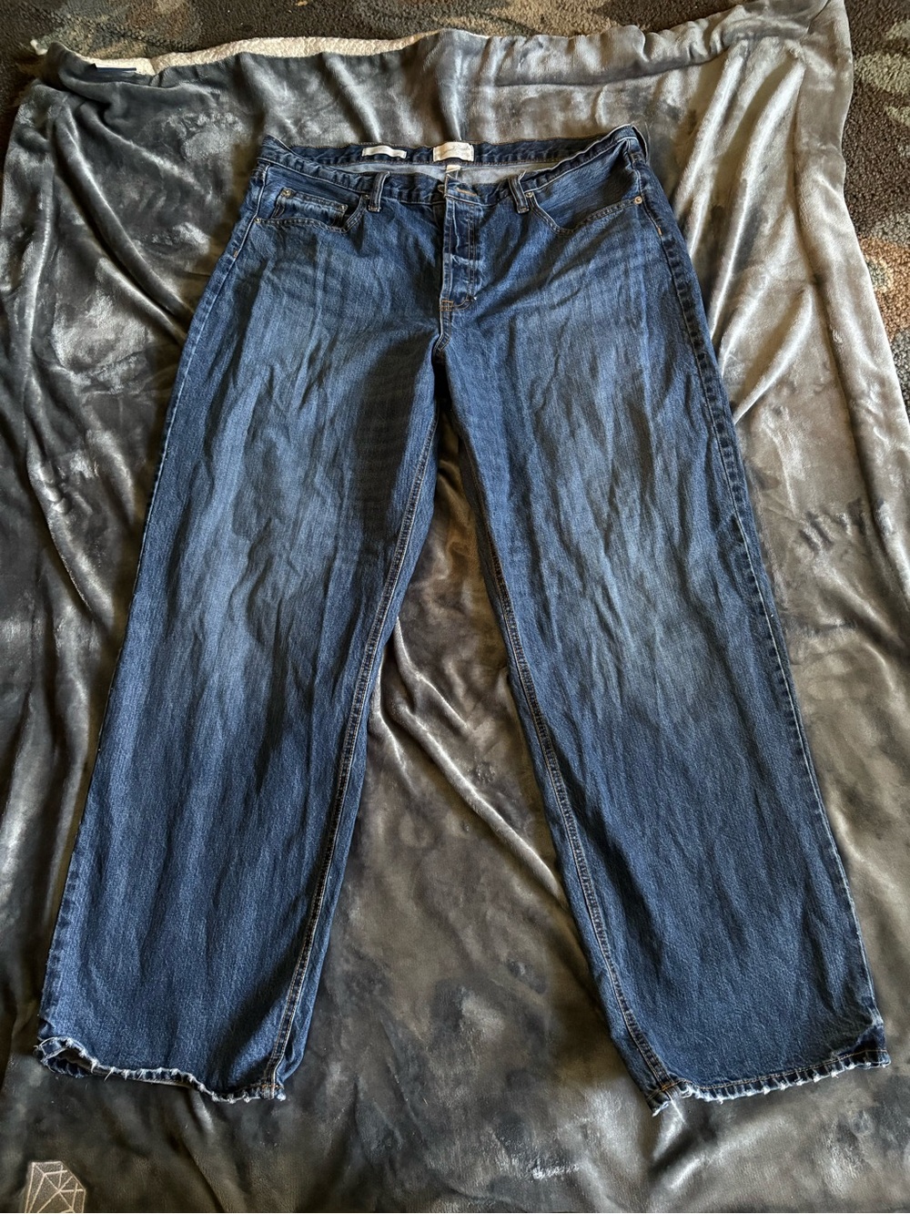 Universal Threads Dark Blue Jeans size 16